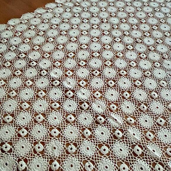 Vintage Hand-Crocheted Lace Tablecloth – Ivory Round Motif Design, 51” x 49 - Picture 10 of 12